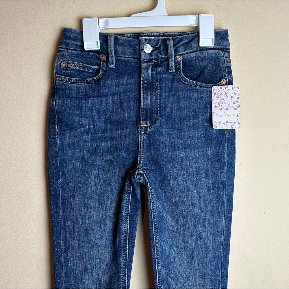 Free People NWT Montana Skinny Slim Leg Jeans in Lake Blue Women’s Size 25 - Picture 5 of 16